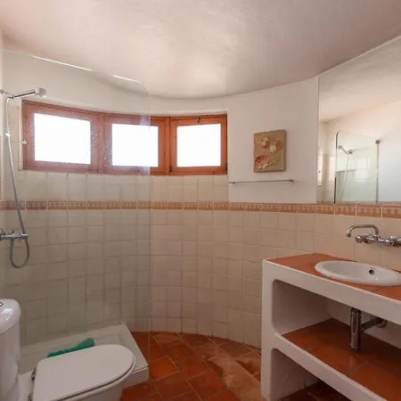 Oura Family House Vakantiehuis *