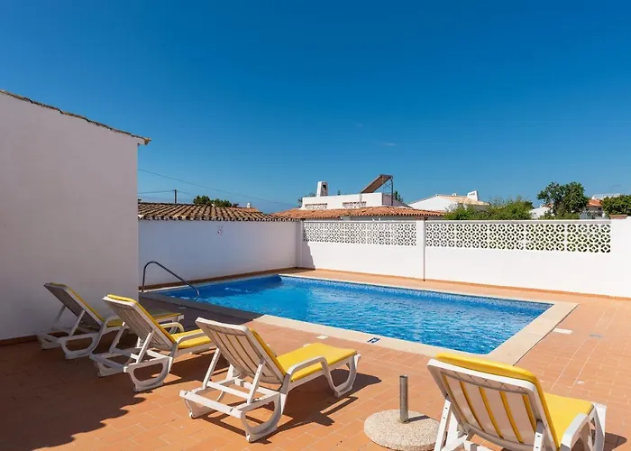 Oura Family House Albufeira